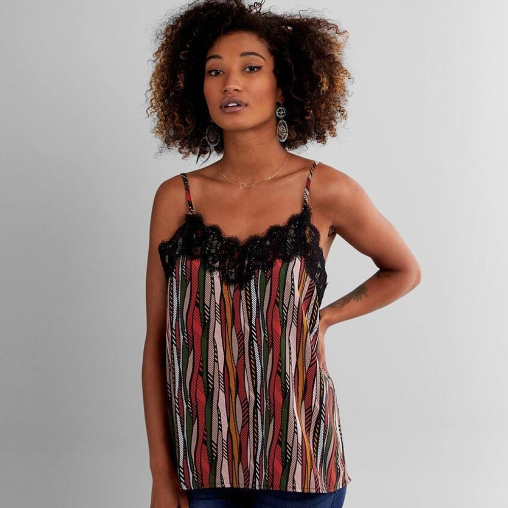 Buckle Willow+root lacey Tank